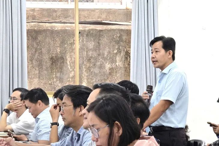 Cán bộ xã Củ Chi góp ý dự thảo do Sở NN-MT tổ chức vào ngày 3-2 vừa qua.