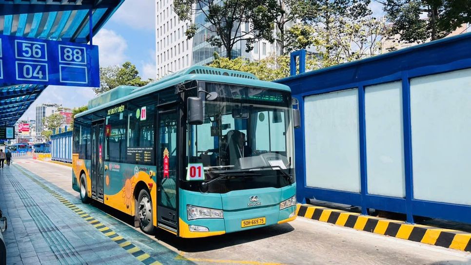 TP.HCM thí điểm không in vé giấy trên 16 tuyến xe buýt. Ảnh minh họa