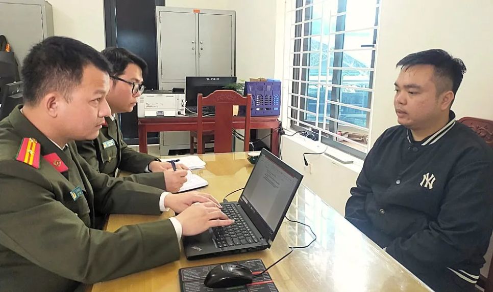 Lê Đình Tiến khai nhận tại cơ quan điều tra. Ảnh: CACC