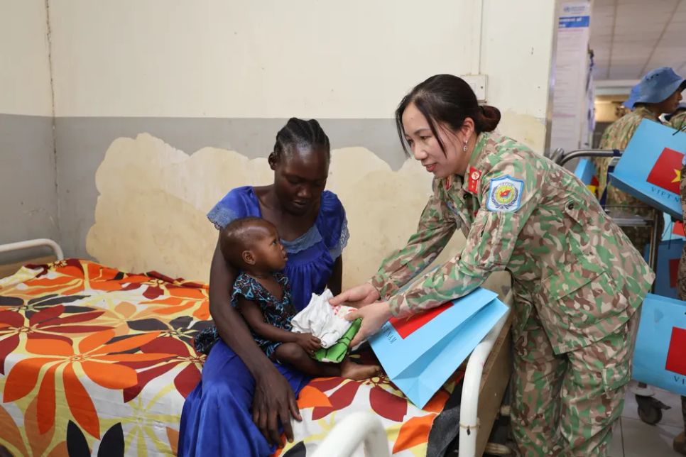 Các hoạt động hợp tác, hỗ trợ chuyên môn, tặng quà cho bệnh nhân, các cơ sở y tế có ý nghĩa đặc biệt với người dân ở Bentiu