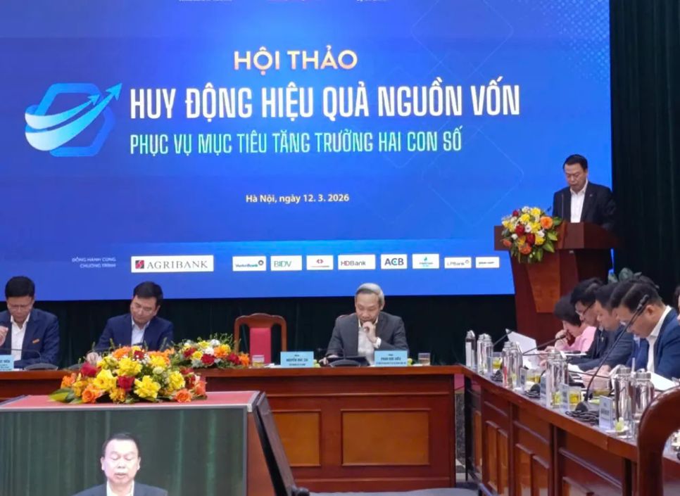 <p>Thứ trưởng Bộ Tài chính Nguyễn Đức Chi phát biểu tại hội thảo. Ảnh: LƯU THỦY</p>