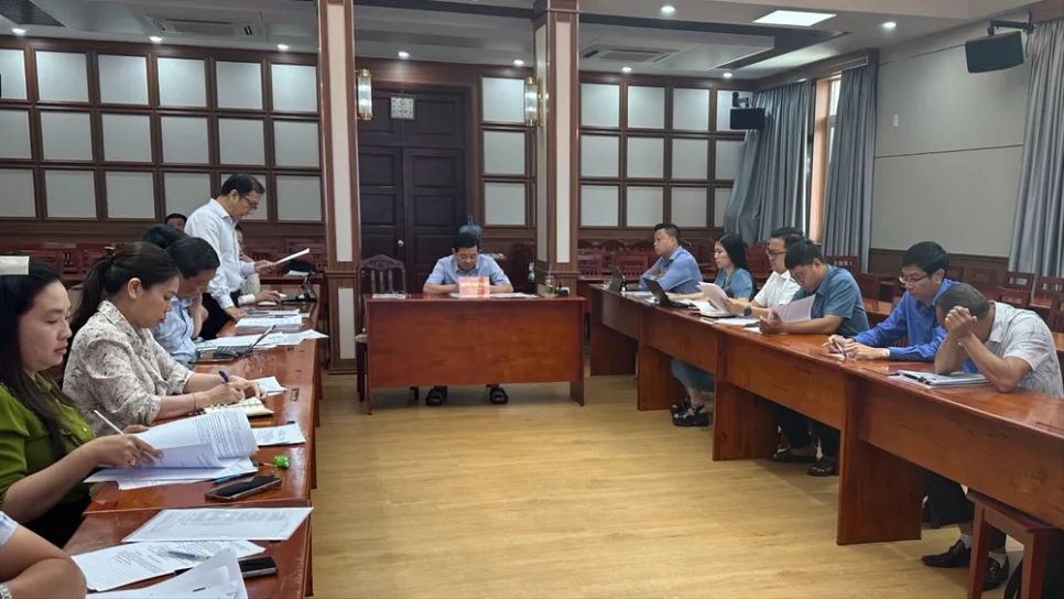 Tổ Công tác 1645 làm việc với chủ đầu tư các dự án nhà ở thương mại, ngày 13-3. Ảnh: THANH HIỀN