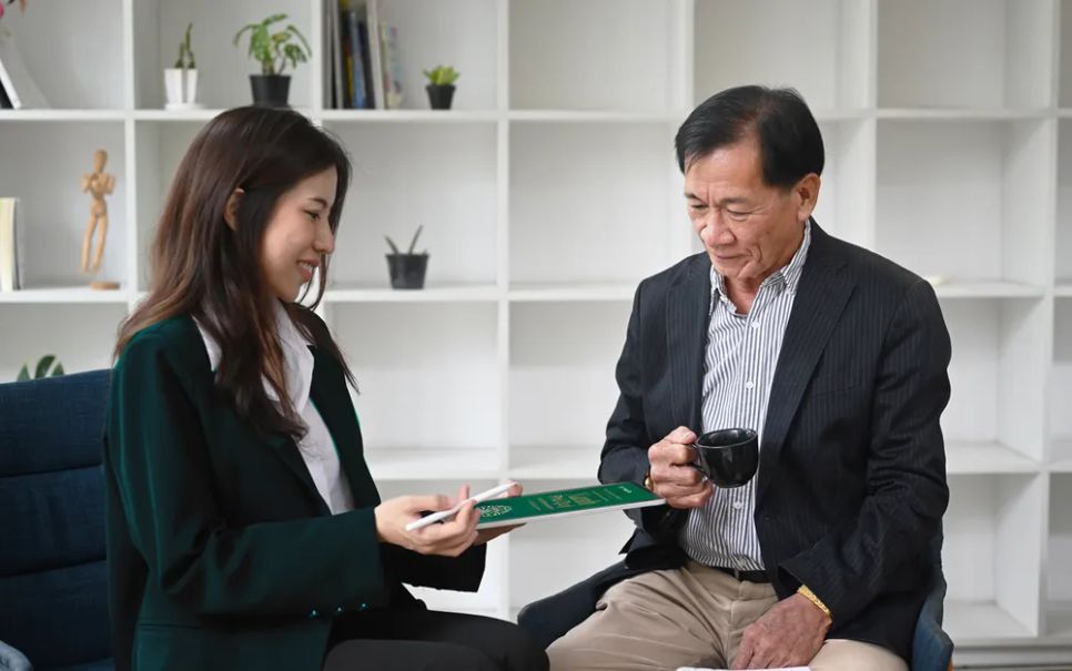 Manulife ra mắt giải pháp bảo hiểm đầu tư kiến tạo gia sản nhiều thế hệ