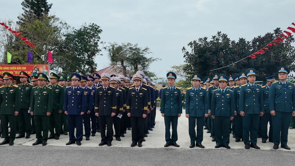 Cán bộ, chiến sĩ, nhân dân đặc khu Bạch Long Vĩ nô nức đi bầu cử