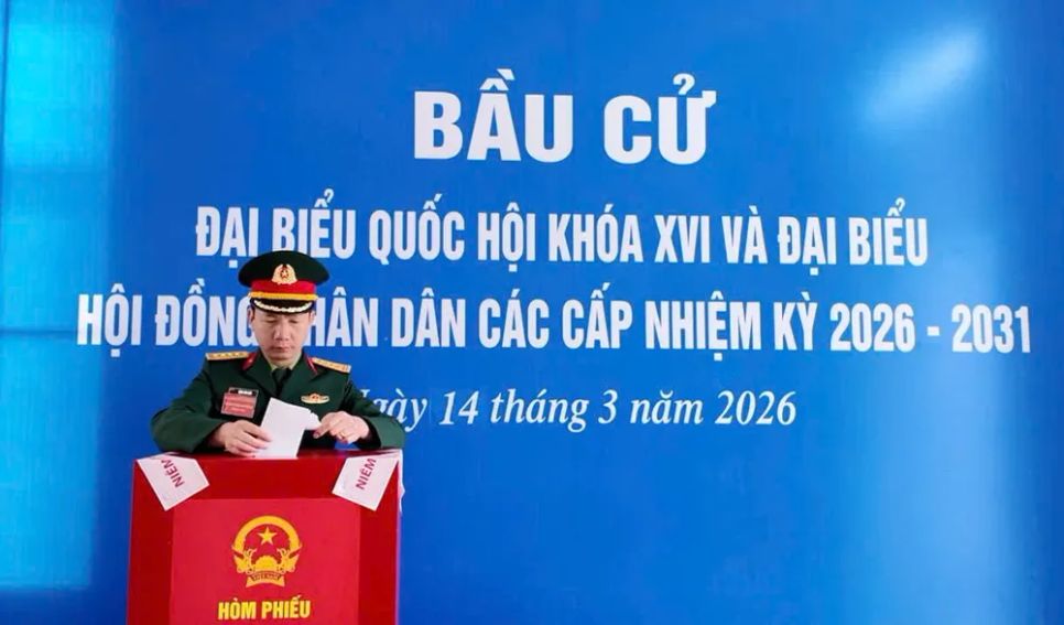 Cán bộ, chiến sĩ, nhân dân đặc khu Bạch Long Vĩ nô nức đi bầu cử