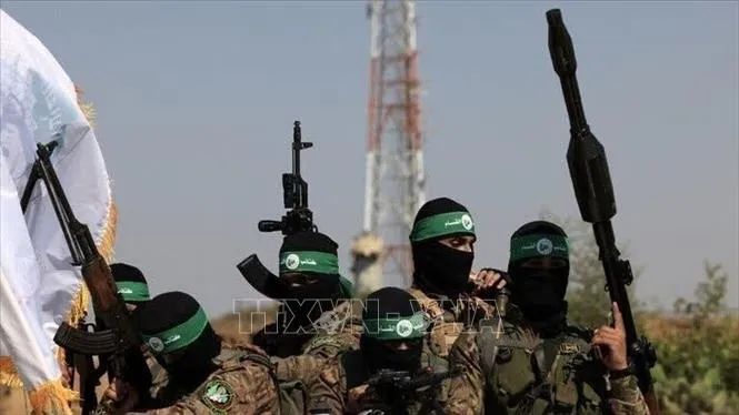 Các tay súng Lữ đoàn Al-Qassam, một cánh quân của Phong trào Hồi giáo Hamas. Ảnh: IRNA/TTXVN