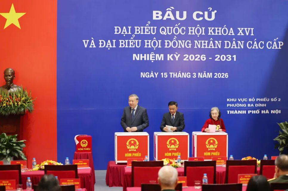 Tổng Bí thư Tô Lâm bỏ phiếu bầu cử đại biểu Quốc hội khóa XVI và đại biểu HĐND các cấp