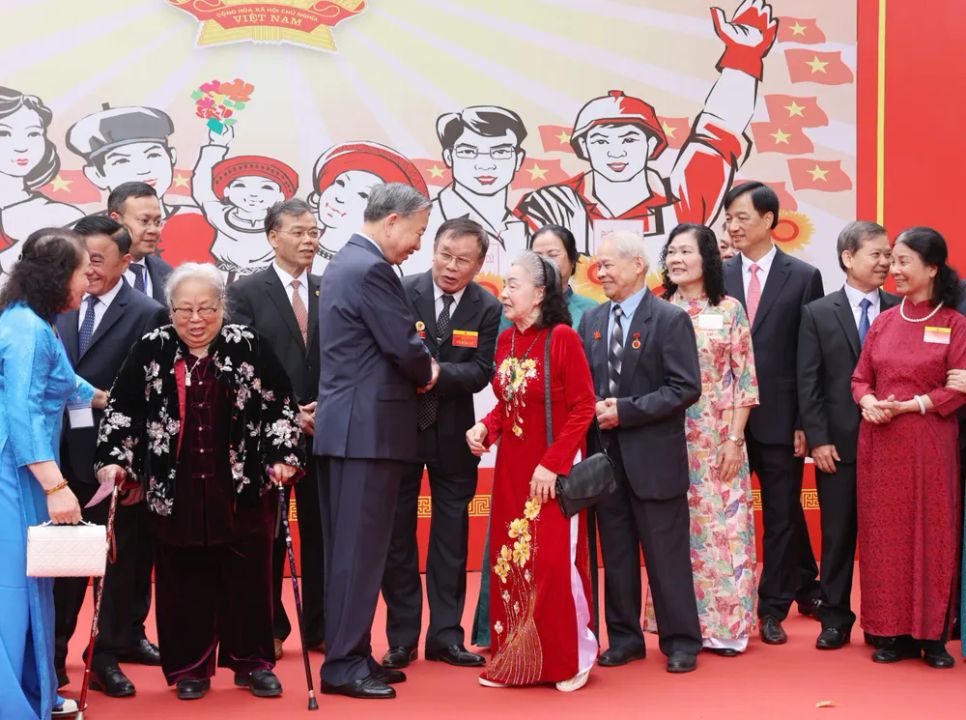 Tổng Bí thư Tô Lâm bỏ phiếu bầu cử đại biểu Quốc hội khóa XVI và đại biểu HĐND các cấp