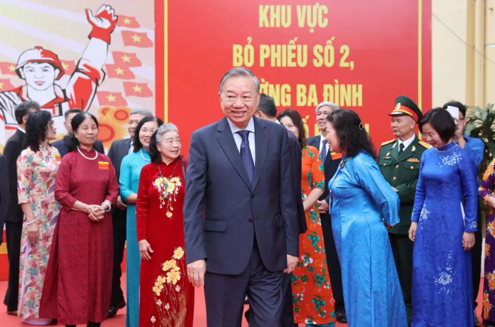 Tổng Bí thư Tô Lâm bỏ phiếu bầu cử đại biểu Quốc hội khóa XVI và đại biểu HĐND các cấp