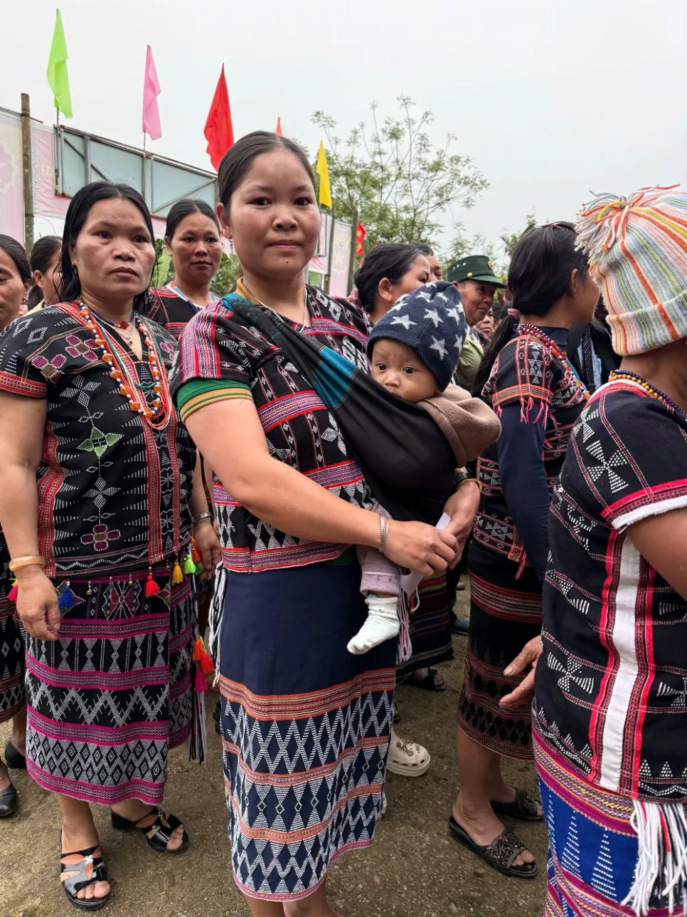 Cử tri miền Trung nô nức đi bỏ phiếu Cử tri miền Trung nô nức đi bỏ phiếu