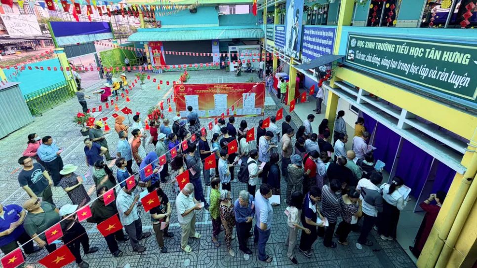 Đến 19 giờ ngày 15-3, tỷ lệ cử tri đi bầu cử tại TPHCM đạt 96,67% Đến 19 giờ ngày 15-3, tỷ lệ cử tri đi bầu cử tại TPHCM đạt 96,67%