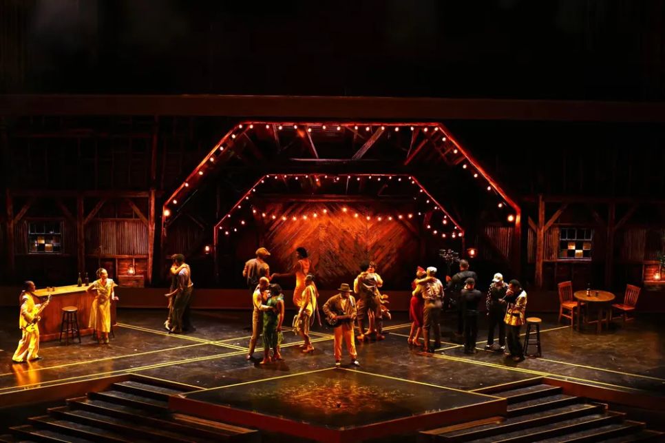 <i>I Lied to You - 1 trong 5 ca khúc đề cử Oscar năm nay được trình diễn trên sân khấu. Ảnh: Reuters</i> <i>I Lied to You - 1 trong 5 ca khúc đề cử Oscar năm nay được trình diễn trên sân khấu. Ảnh: Reuters</i>