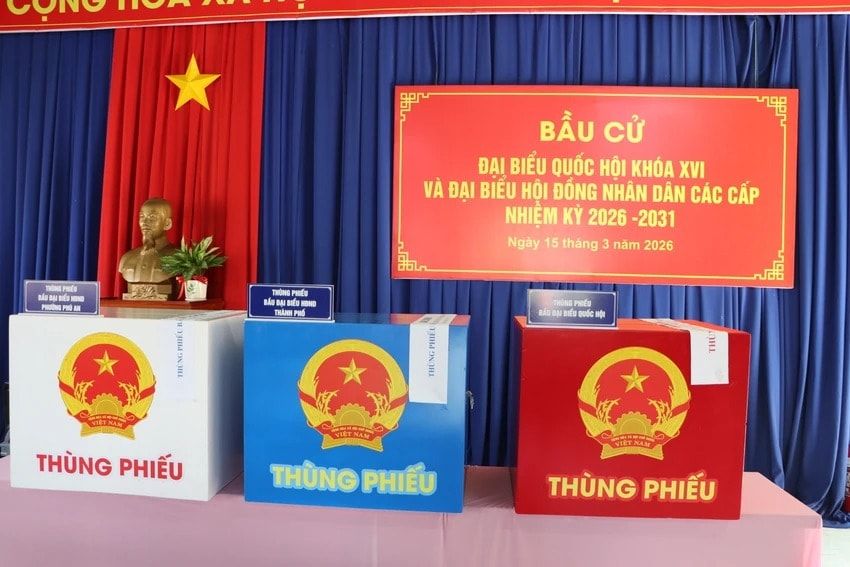 Theo thống kê, cuộc bầu cử năm nay ghi nhận 76.188.970 cử tri tham gia bỏ phiếu, đạt tỷ lệ 99,68%, cho thấy sự tham gia đông đảo của cử tri trên phạm vi toàn quốc. Ảnh minh họa: Lê Ánh Theo thống kê, cuộc bầu cử năm nay ghi nhận 76.188.970 cử tri tham gia bỏ phiếu, đạt tỷ lệ 99,68%, cho thấy sự tham gia đông đảo của cử tri trên phạm vi toàn quốc. Ảnh minh họa: Lê Ánh