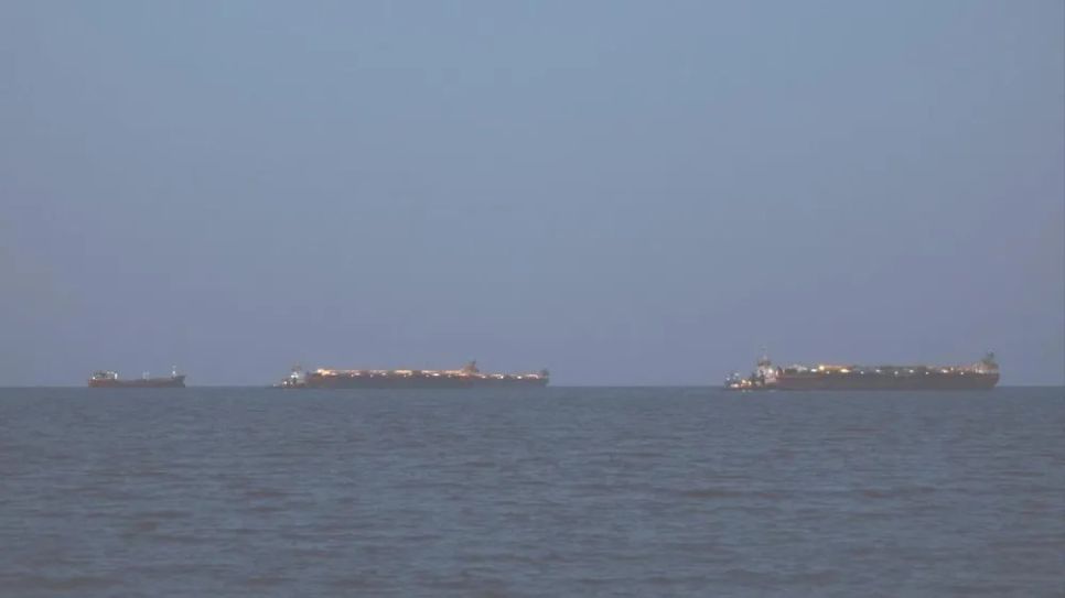 Eo biển Hormuz. Ảnh: GMA Eo biển Hormuz. Ảnh: GMA