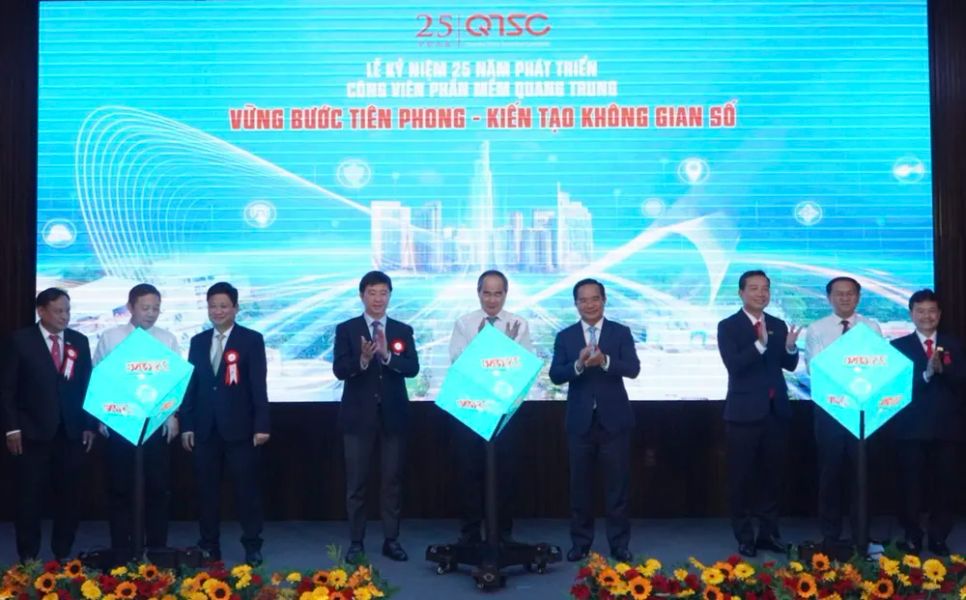 Nghi thức kỷ niệm 25 năm phát triển Công viên phần mềm Quang Trung