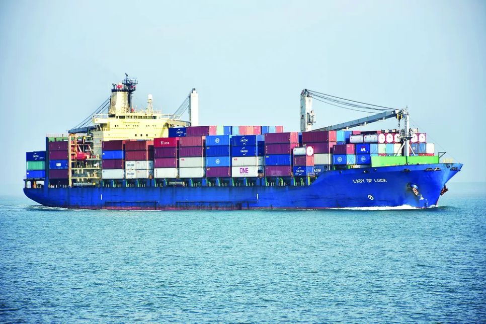 Giá cước vận tải container nội địa tăng cao