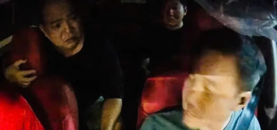 Nhạc sĩ Minh Khang có những lời nói thiếu tôn trọng với tài xế xe công nghệ. Ảnh chụp từ clip