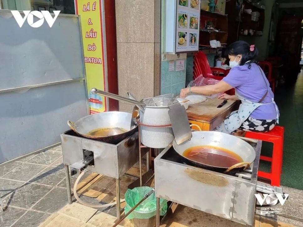 Vì sao nhóm dịch vụ và ăn uống nhạy cảm với việc tăng giá?