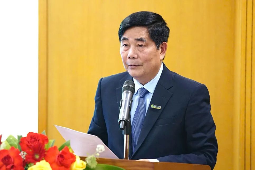 TS Cao Đức Phát trình bày tham luận tại hội thảo