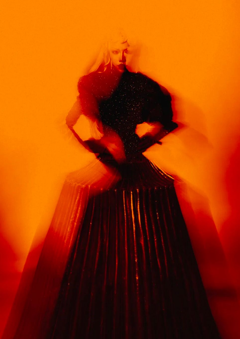 Hình ảnh mới của Phùng Khánh Linh