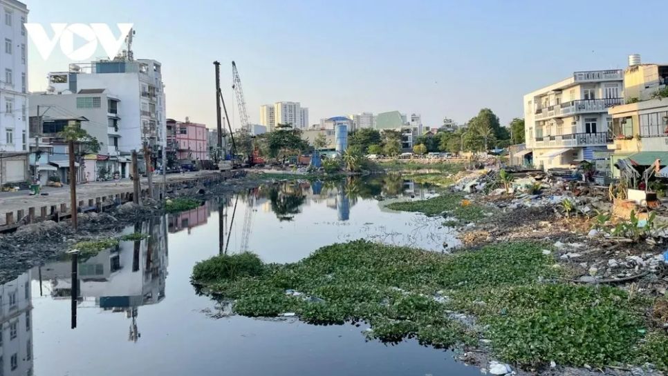 Tiến độ bàn giao mặt bằng rạch Xuyên Tâm mới đạt 21%