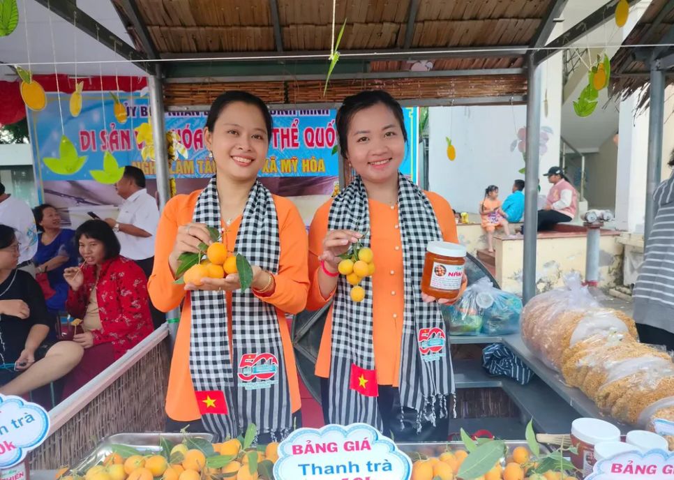 <i>Đặc sản thanh trà Vĩnh Long từng được xác lập Kỷ lục Việt Nam với 135 món ẩm thực độc đáo</i>