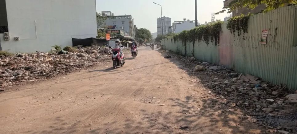 Rác ngập ngụa trên đường D3 cơ bản đã được xử lý. Ảnh: MINH HẢI Rác ngập ngụa trên đường D3 cơ bản đã được xử lý. Ảnh: MINH HẢI