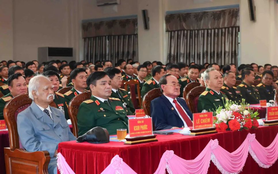 Các đại biểu tham dự lễ mừng công Các đại biểu tham dự lễ mừng công