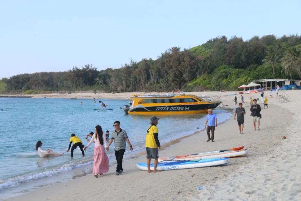 Biển Hòn Tranh thuộc đặc khu Phú Quý