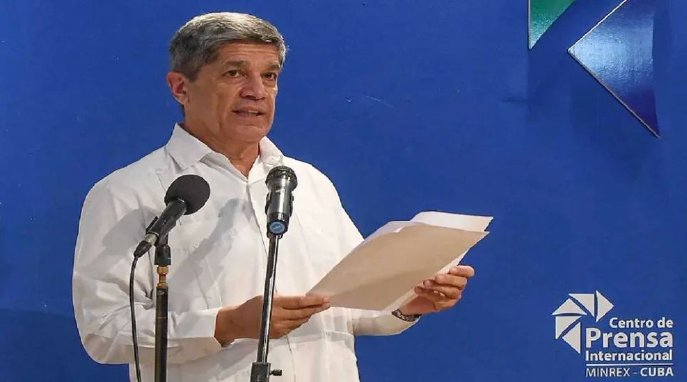 Thứ trưởng Ngoại giao Cuba Carlos Fernandez de Cossio. Ảnh: Getty Images.