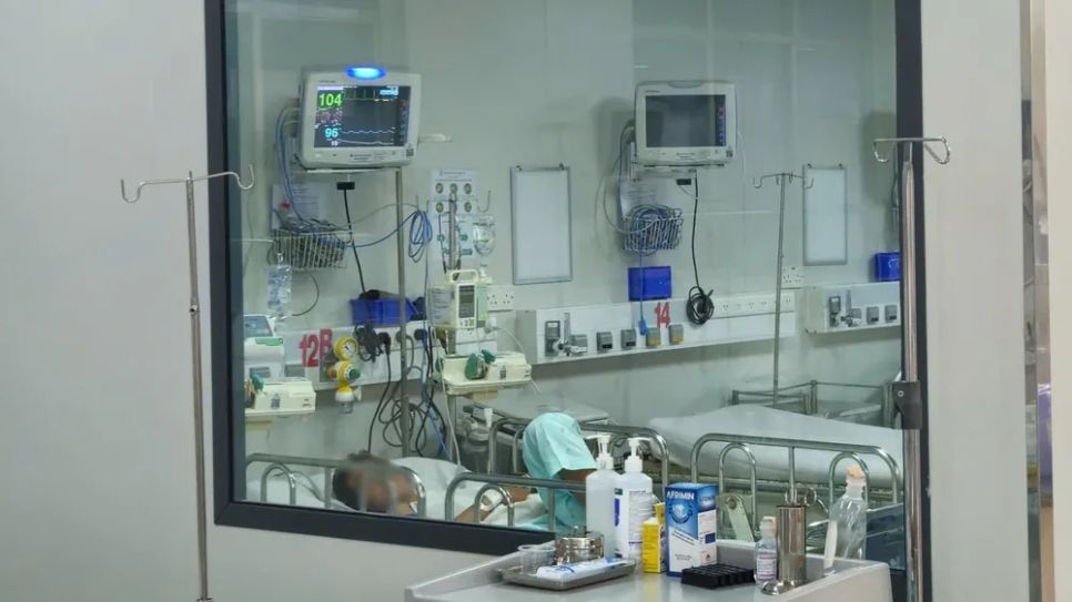 Bệnh nhi L.T.Y.V. khi vừa nhập viện.