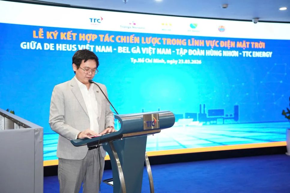 Ông Đặng Huỳnh Anh Tuấn giới thiệu về quy mô dự án