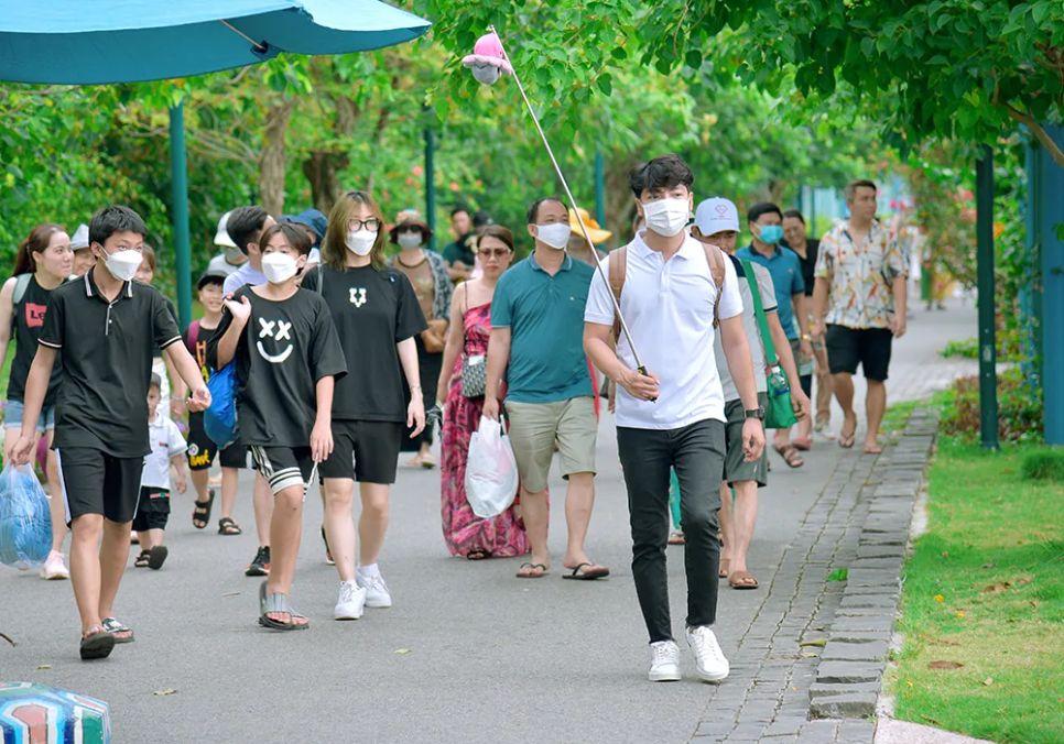 Du khách tham quan tại đặc khu Phú Quốc, An Giang