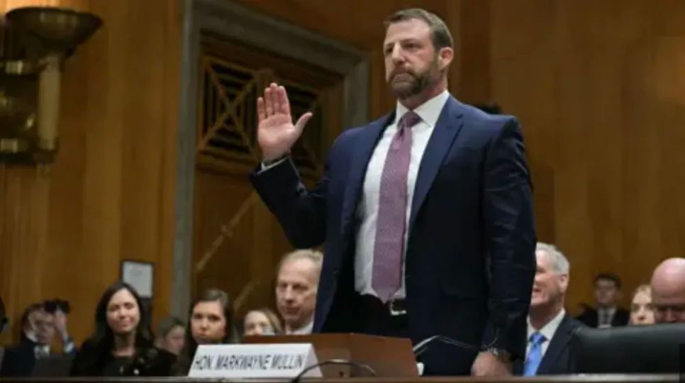 Tân Bộ trưởng Bộ An ninh nội địa (DHS) Markwayne Mullin. Ảnh: BBC