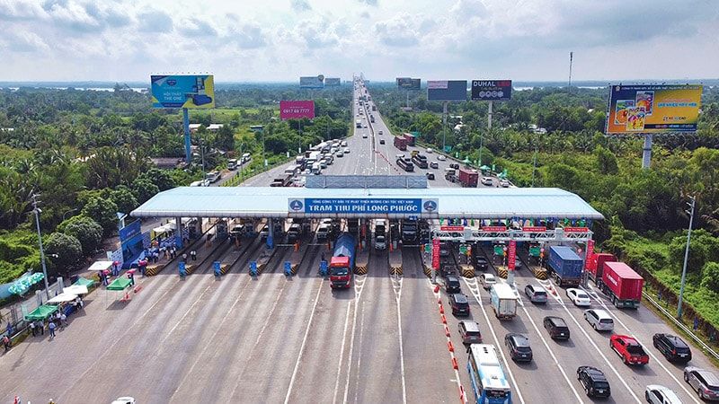 Dự kiến ban hành Nghị định tháo gỡ vướng mắc BOT giao thông trong tháng 3/2026. Ảnh: VGP