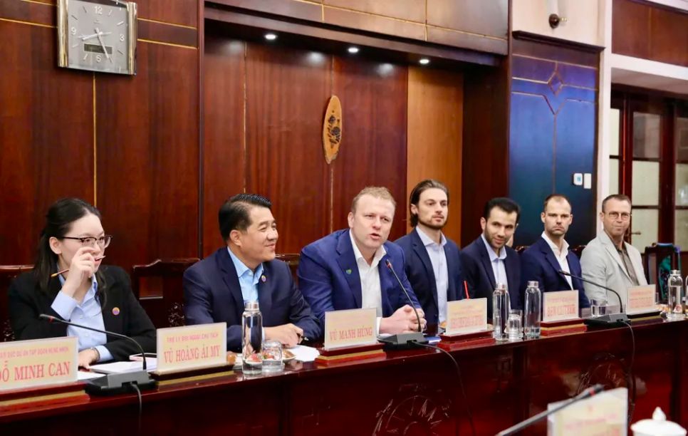 Ông Johan van den Ban phát biểu tại buổi làm việc với lãnh đạo tỉnh Tây Ninh. Ảnh: HN