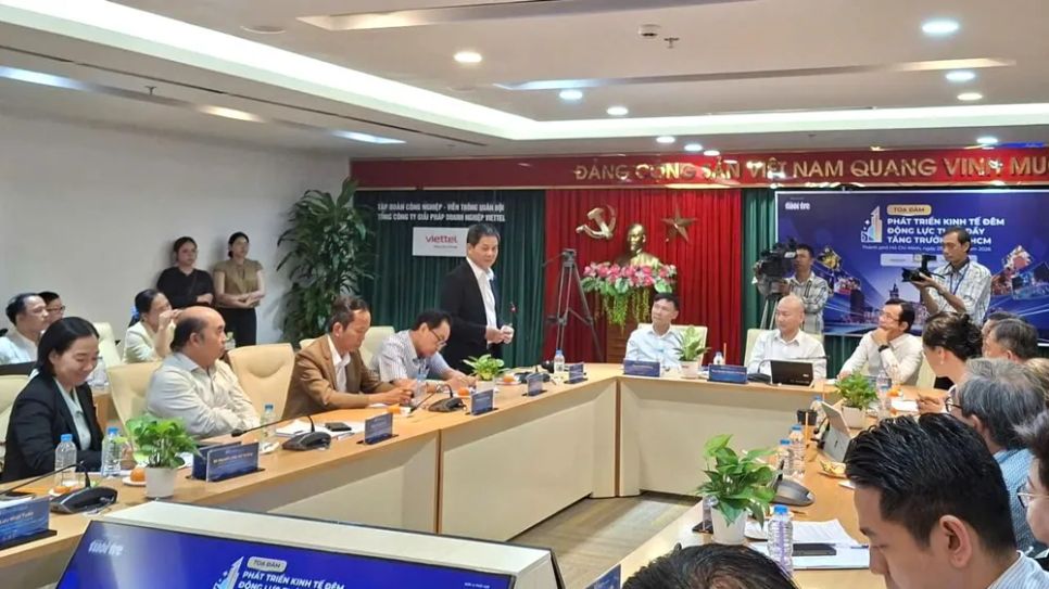 Quang cảnh tọa đàm “Phát triển kinh tế đêm - Động lực thúc đẩy tăng trưởng TPHCM”, chiều 25-3