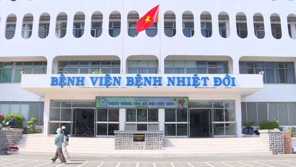 Bệnh nhân 21 tuổi được điều trị từ ngày 11 đến 19-3 tại Bệnh viện Bệnh nhiệt đới TPHCM. Bệnh nhân 21 tuổi được điều trị từ ngày 11 đến 19-3 tại Bệnh viện Bệnh nhiệt đới TPHCM.