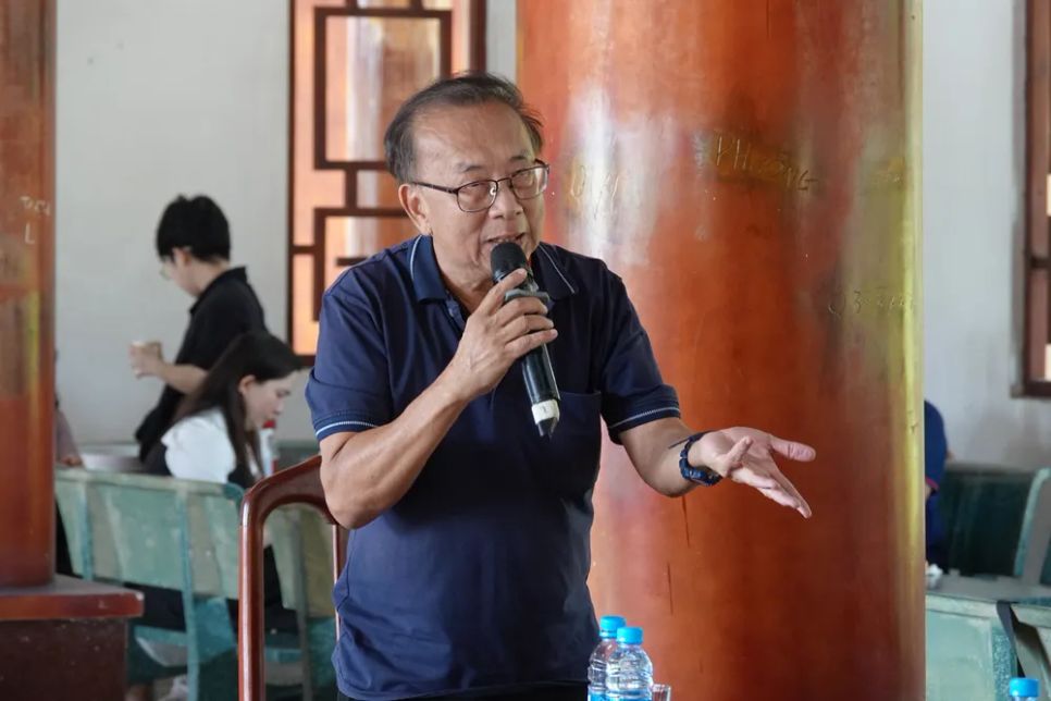 Đạo diễn Huỳnh Anh Tuấn, Giám đốc Nhà hát Idecaf trao đổi và chia sẻ nhiều vấn đề trọng tâm cần phải thực hiện để lĩnh vực sân khấu thuận lợi phát triển trong thời gian tới. Ảnh: THÚY BÌNH Đạo diễn Huỳnh Anh Tuấn, Giám đốc Nhà hát Idecaf trao đổi và chia sẻ nhiều vấn đề trọng tâm cần phải thực hiện để lĩnh vực sân khấu thuận lợi phát triển trong thời gian tới. Ảnh: THÚY BÌNH