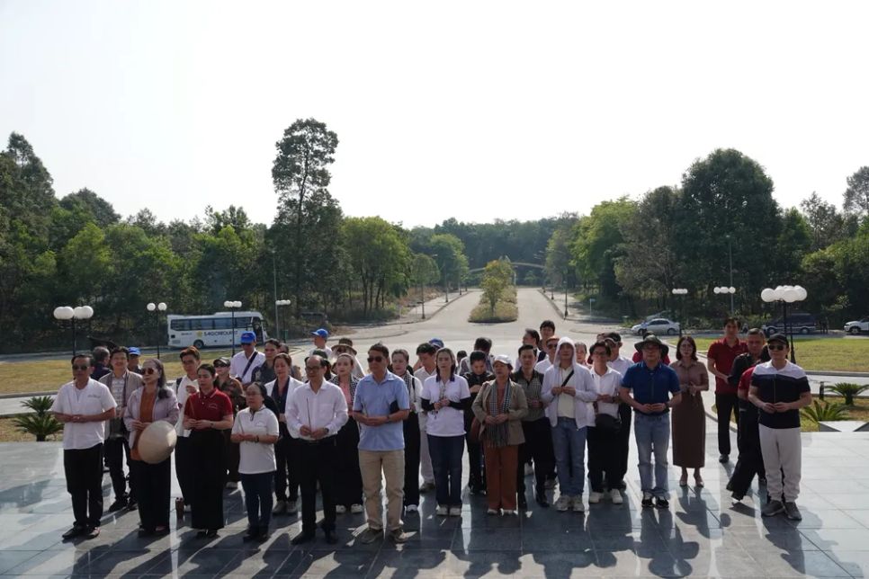 Nghệ sĩ sân khấu thành phố hội ngộ tại Chiến khu Đ Nghệ sĩ sân khấu thành phố hội ngộ tại Chiến khu Đ