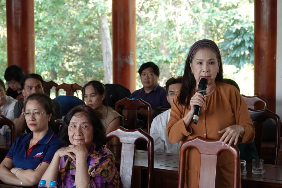 NSND Kim Xuân chia sẻ tâm tình và mong mỏi các đơn vị nghệ thuật tư nhân sẽ nhận được nhiều hơn sự quan tâm của các cơ quan quản lý văn hóa. Ảnh: THÚY BÌNH NSND Kim Xuân chia sẻ tâm tình và mong mỏi các đơn vị nghệ thuật tư nhân sẽ nhận được nhiều hơn sự quan tâm của các cơ quan quản lý văn hóa. Ảnh: THÚY BÌNH