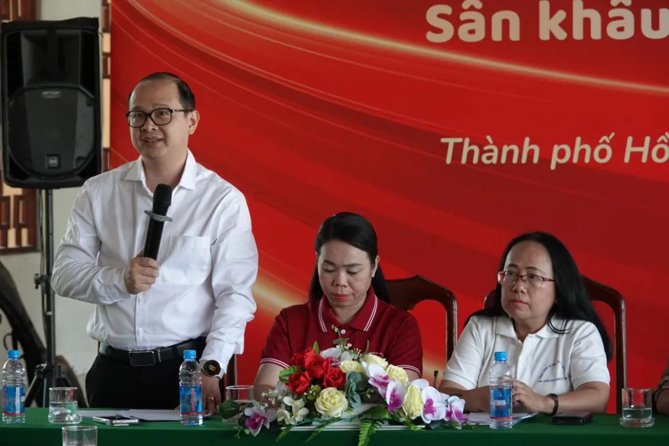 Phó Giám đốc Sở VH-TT TPHCM Lê Văn Thái phát biểu tại buổi sinh hoạt chuyên đề. Ảnh: THÚY BÌNH Phó Giám đốc Sở VH-TT TPHCM Lê Văn Thái phát biểu tại buổi sinh hoạt chuyên đề. Ảnh: THÚY BÌNH