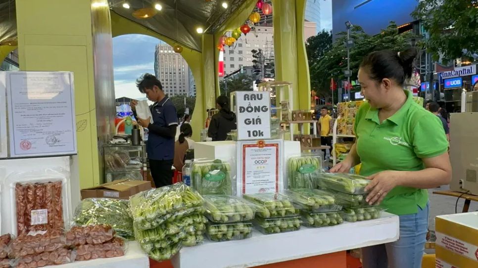 Các sản phẩm rau quả của Hợp tác xã Rau sạch Gap xã Đông Thạnh, TPHCM Các sản phẩm rau quả của Hợp tác xã Rau sạch Gap xã Đông Thạnh, TPHCM