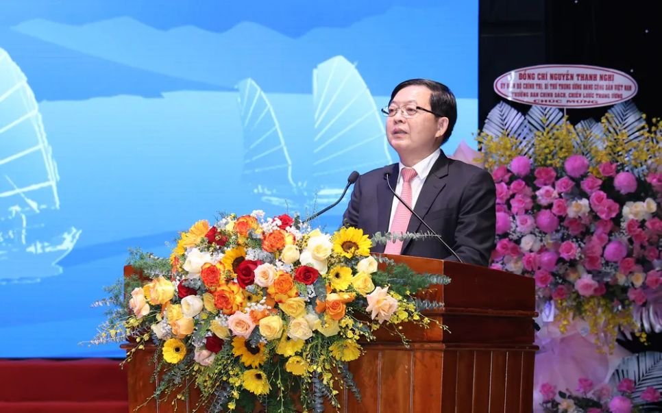 <p> Phó Thủ tướng Hồ Quốc Dũng phát biểu chỉ đạo tại hội nghị </p> <p> Phó Thủ tướng Hồ Quốc Dũng phát biểu chỉ đạo tại hội nghị </p>