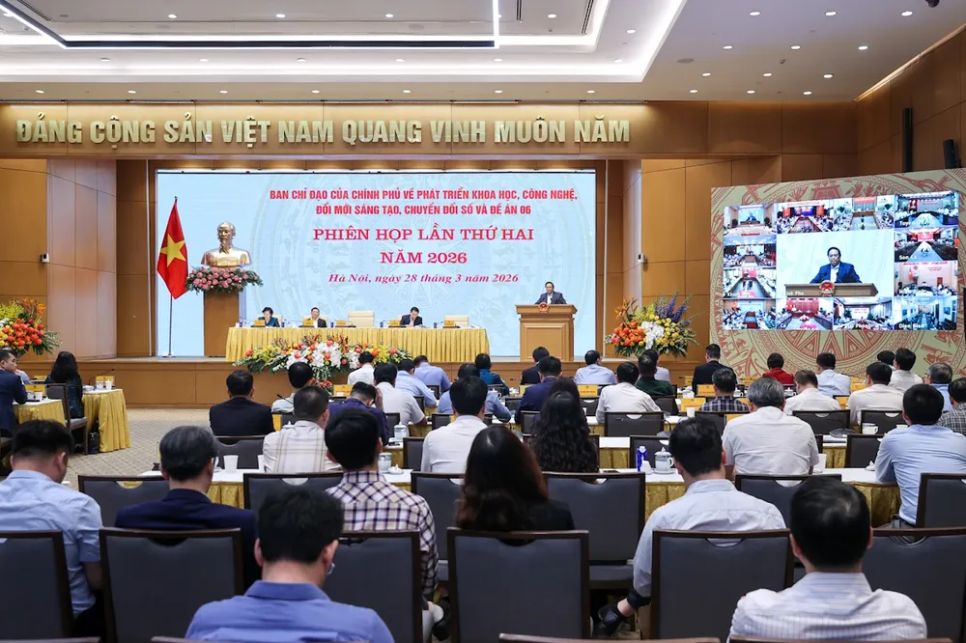 Phiên họp trực tuyến với Ban chỉ đạo 34 tỉnh, thành phố. Ảnh: VGP