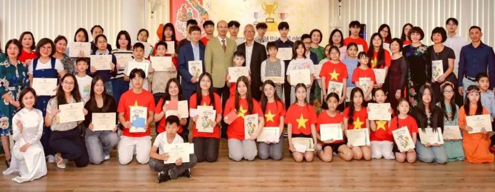 Gìn giữ tiếng Việt và văn hóa Việt ở nước ngoài