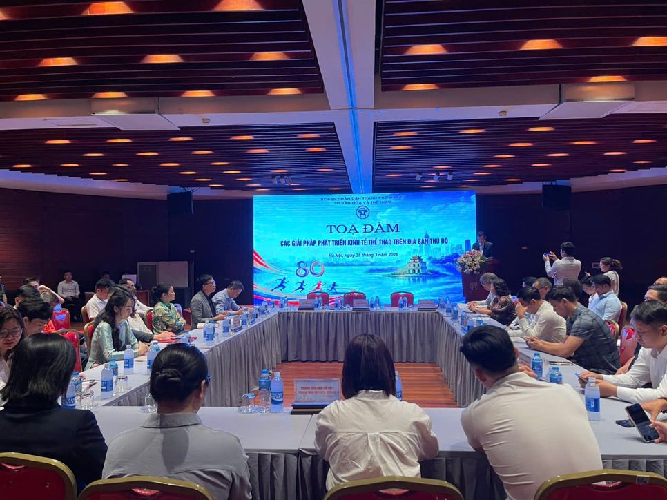 Toàn cảnh toạ đàm Toàn cảnh toạ đàm