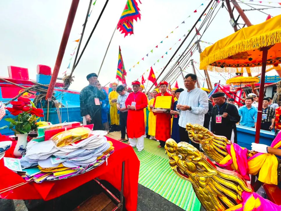 Các nghi thức tại lễ Cầu Ngư