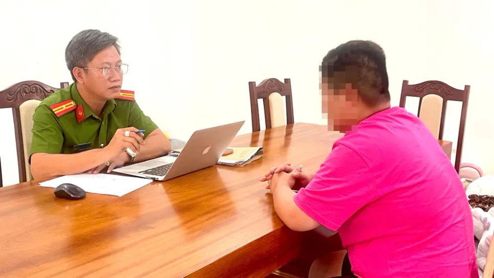 Cơ quan công an làm việc với các đối tượng Cơ quan công an làm việc với các đối tượng