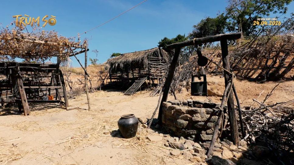 <p> Bối cảnh ghi hình khắc nghiệt của đoàn phim. Ảnh: ĐPCC </p>